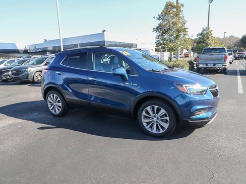 Used 2020 Buick Encore Preferred w/ Safety Package image 12