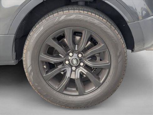 Used 2019 Land Rover Range Rover Evoque SE Premium AWD/4WD image 19
