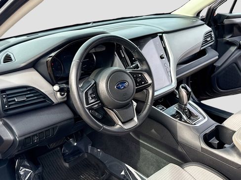 Used 2020 Subaru Outback Premium image 4