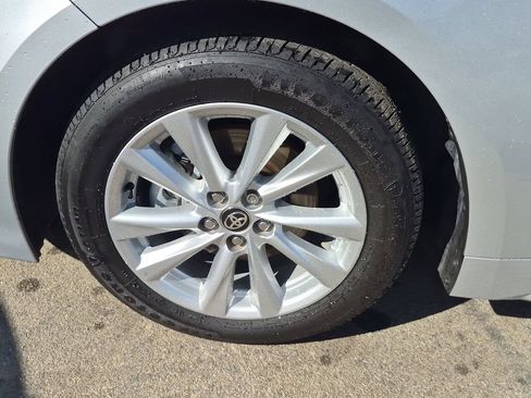 Used 2025 Toyota Corolla LE w/ LE Premium Package FWD image 14