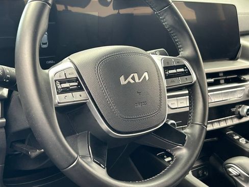 Used 2024 Kia Telluride S FWD image 15