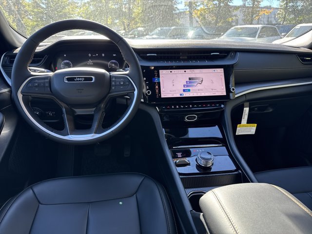 New 2026 Jeep Grand Cherokee Limited AWD/4WD image 23