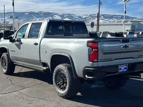 New 2026 Chevrolet Silverado 2500 ZR2 w/ LPO, Dark Essentials Package image 8