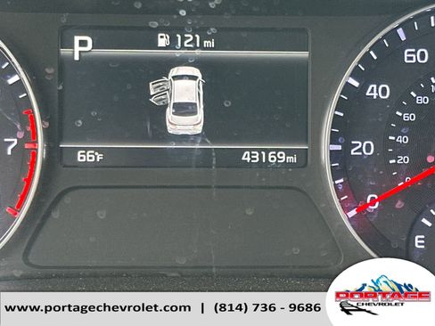 Used 2023 Kia Forte LXS w/ LXS Technology Package FWD image 19