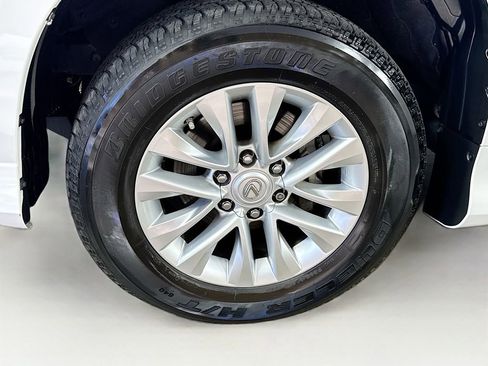 Used 2023 Lexus GX 460 Premium image 40