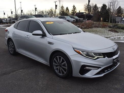 Used 2019 Kia Optima EX image 10