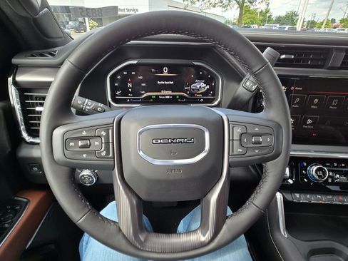 New 2025 GMC Sierra 2500 Denali Ultimate image 24