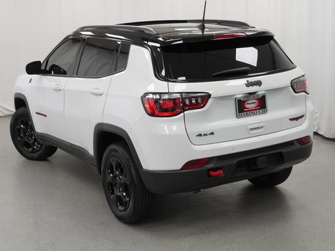 Used 2023 Jeep Compass Trailhawk w/ Sun and Sound Group AWD/4WD image 12