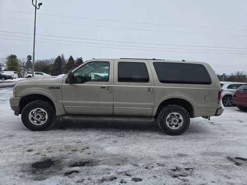 Used 2004 Ford Excursion Limited image 4