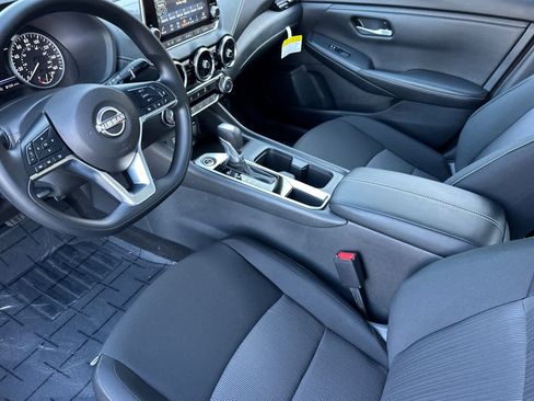 New 2025 Nissan Sentra SV image 11