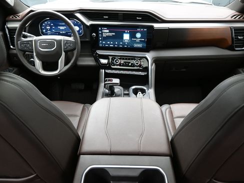 Used 2024 GMC Sierra 1500 Denali w/ Denali Reserve Package image 13