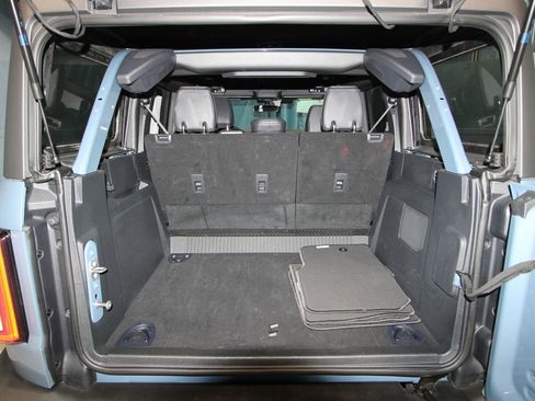 Used 2025 Ford Bronco Outer Banks image 41