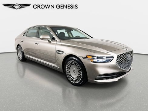 Used 2020 Genesis G90 3.3T Premium image 4