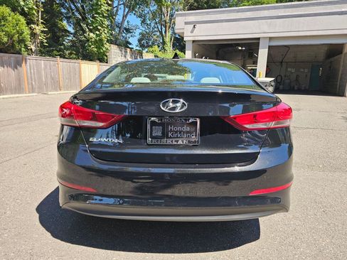 Used 2018 Hyundai Elantra SEL FWD image 6