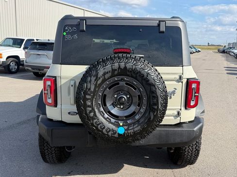 New 2025 Ford Bronco Outer Banks w/ Sasquatch Package image 36