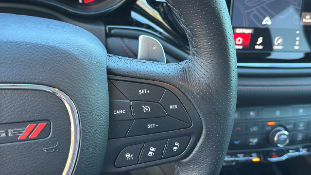 Used 2025 Dodge Durango GT AWD/4WD image 24