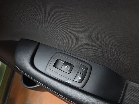 Used 2021 Dodge Challenger R/T Scat Pack image 18