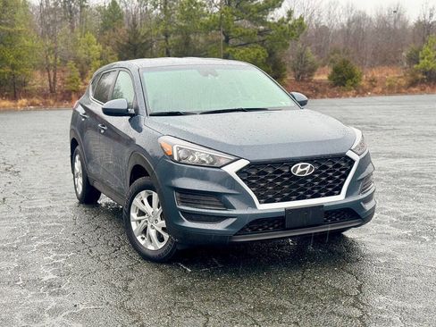Used 2021 Hyundai Tucson SE image 1