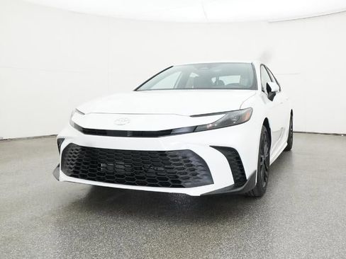 New 2026 Toyota Camry SE image 32