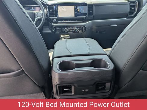 Used 2025 Chevrolet Silverado 1500 LT Trail Boss w/ Convenience Package II AWD/4WD image 31