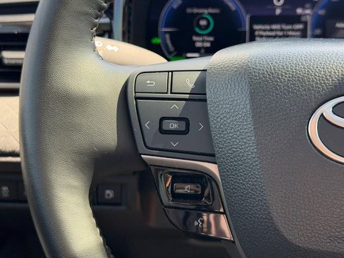 Certified 2025 Toyota Camry XLE FWD image 19
