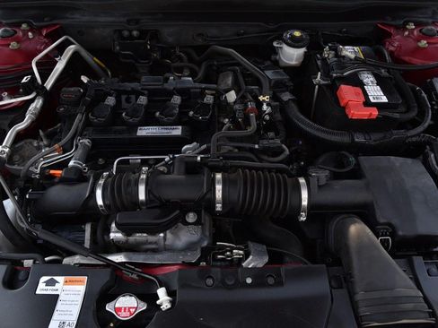 Certified 2018 Honda Accord LX image 24