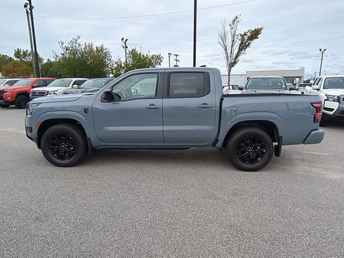 New 2026 Nissan Frontier SV image 7