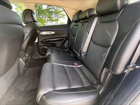 Used 2026 Genesis GV70 2.5T AWD/4WD image 25