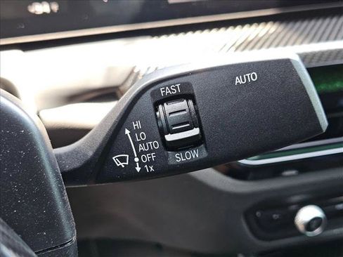 Used 2025 BMW M2 w/ Lighting Package RWD image 16