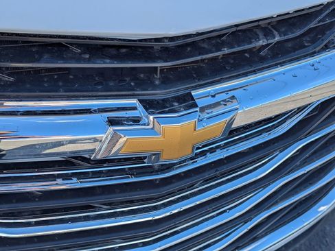 Used 2023 Chevrolet Malibu LT FWD image 11