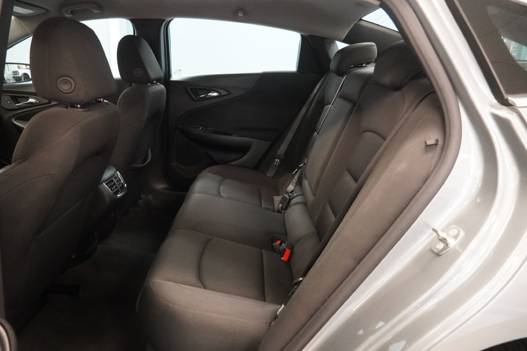 Used 2024 Chevrolet Malibu LT FWD image 25