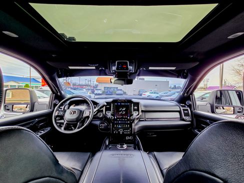 Used 2023 RAM 2500 Limited image 2