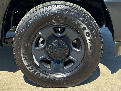 Used 2025 RAM 3500 Tradesman image 30