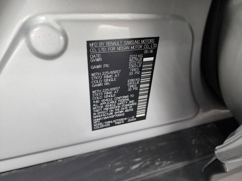 Used 2016 Nissan Rogue SV image 49