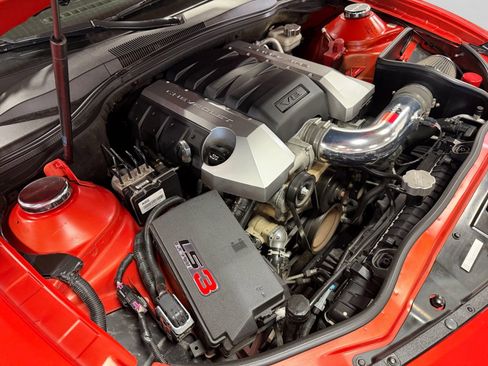 Used 2010 Chevrolet Camaro SS w/ RS Package RWD image 37
