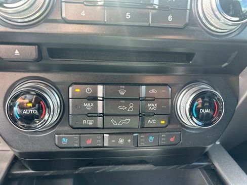 Used 2018 Ford F150 Platinum w/ Equipment Group 701A Luxury AWD/4WD image 11