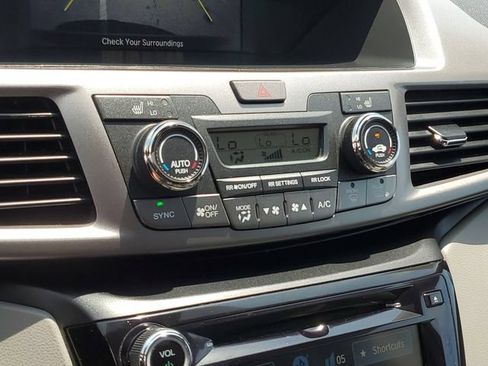Used 2016 Honda Odyssey EX-L image 21