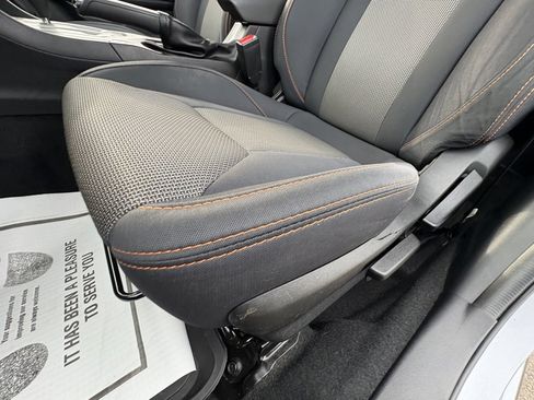 Used 2019 Subaru Crosstrek 2.0i Premium image 29