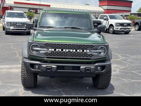 Used 2023 Ford Bronco Badlands w/ Sasquatch Package AWD/4WD image 2