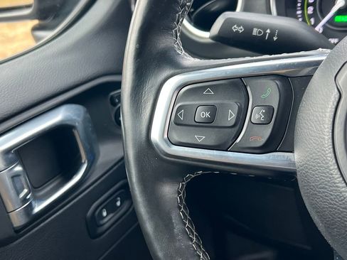 Used 2021 Jeep Wrangler Unlimited Sahara w/ Cold Weather Group image 22