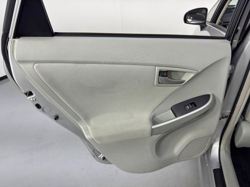 Used 2015 Toyota Prius Two image 35