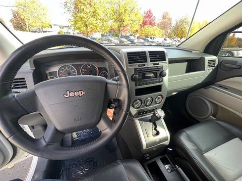 Used 2007 Jeep Compass Limited w/ Driver Convenience Group image 33