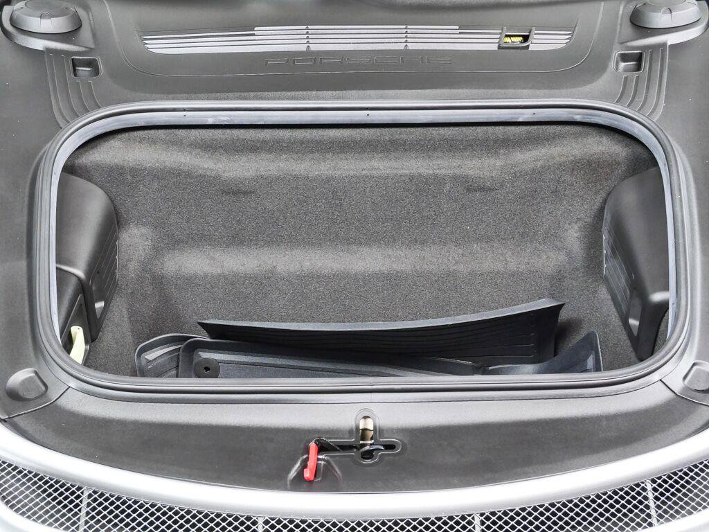 Certified 2018 Porsche 911 GT3 RWD image 28