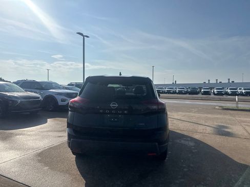 Certified 2024 Nissan Rogue S AWD/4WD image 16