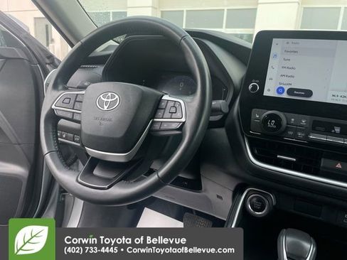 Used 2024 Toyota Grand Highlander XLE image 22