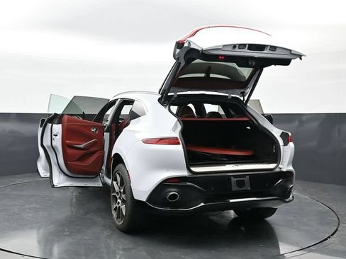 Used 2021 Aston Martin DBX AWD/4WD image 45