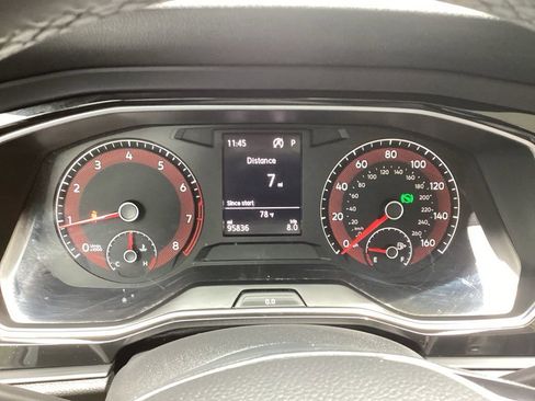 Used 2019 Volkswagen Jetta SE w/ Cold Weather Package FWD image 39