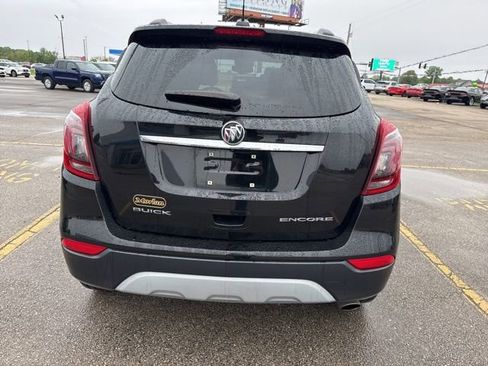 Used 2018 Buick Encore Preferred image 11