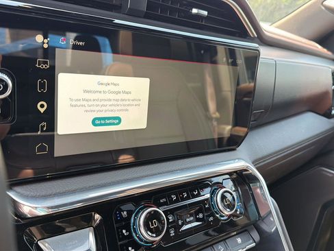 Used 2024 GMC Sierra 1500 Denali w/ Technology Package image 26