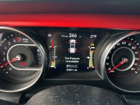 Used 2020 Jeep Gladiator Rubicon image 9